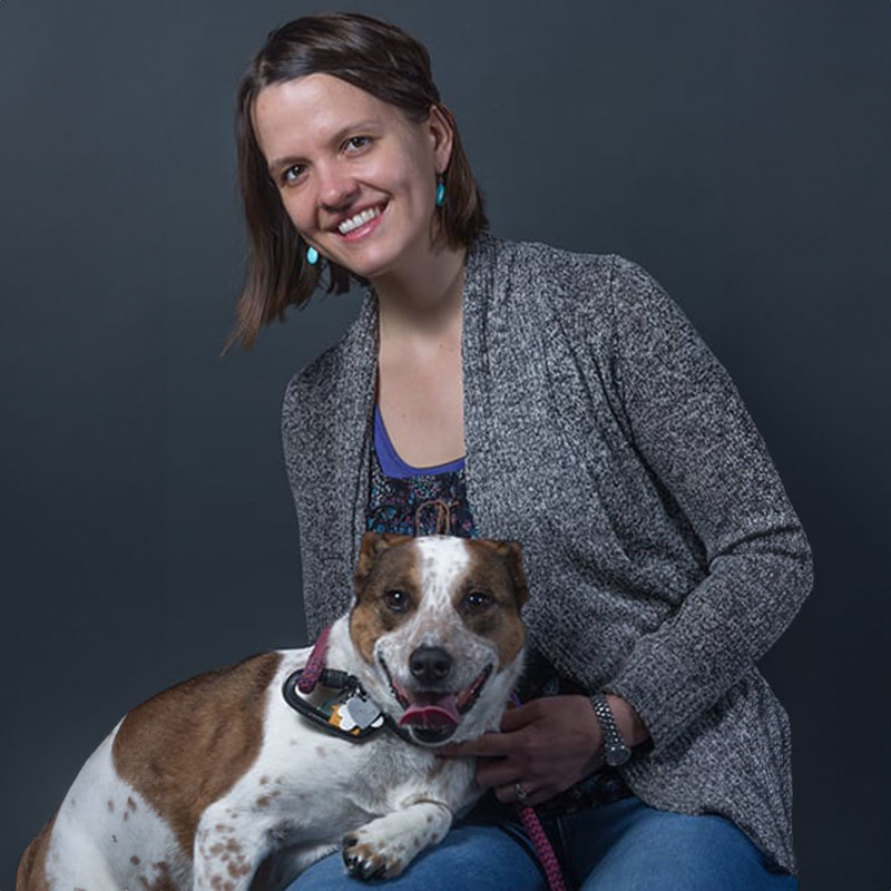 dr-lisa-nala Arcata Animal Hospital veterinarian Dr. Lisa with canine patient Nala